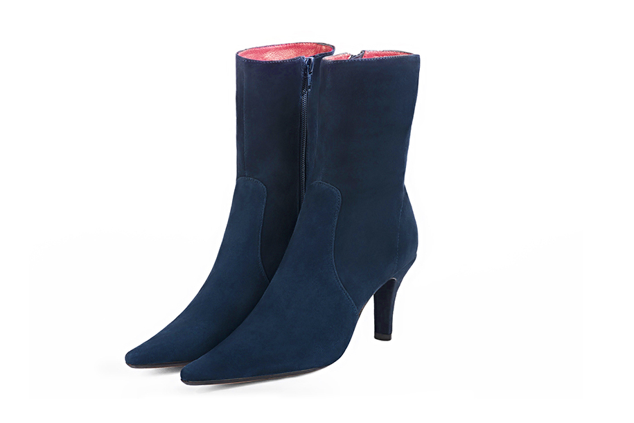 Navy blue women's ankle boots with a zip on the inside. Pointed toe. High slim heel. Front view - Florence KOOIJMAN